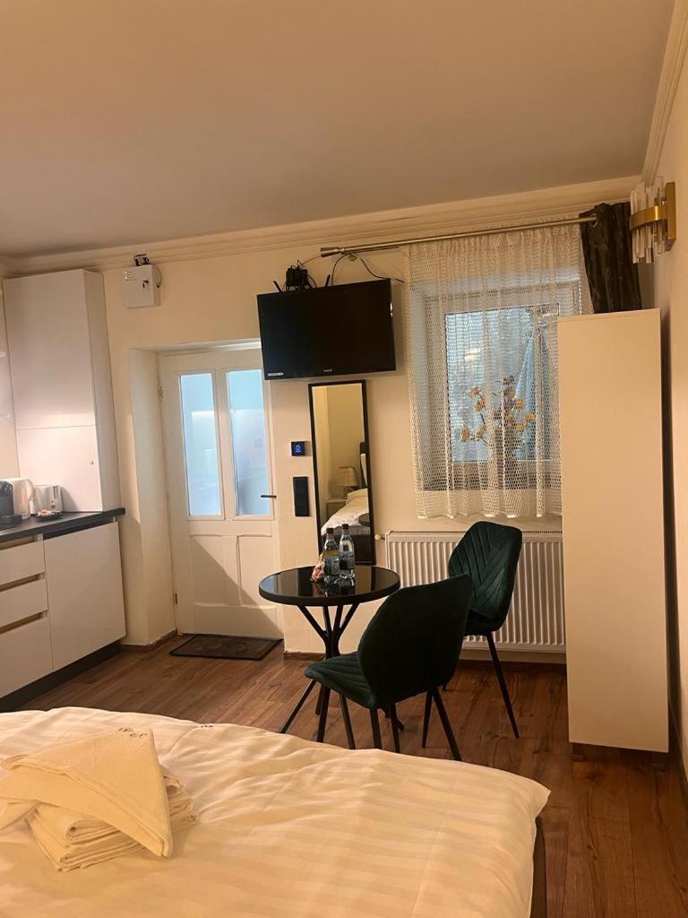 Urban Central Apartments 布拉索夫 外观 照片